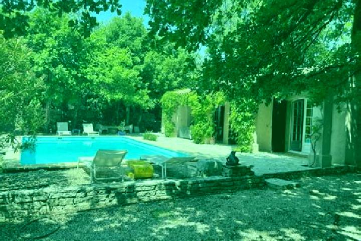 escort Arpaillargues-et-Aureillac