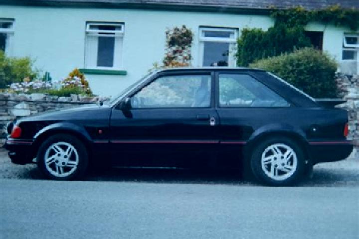 escort Arrochar