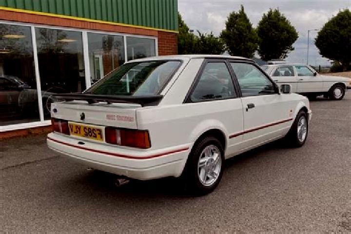 escort Arvieu