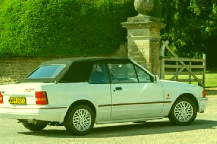 escort Ashtead