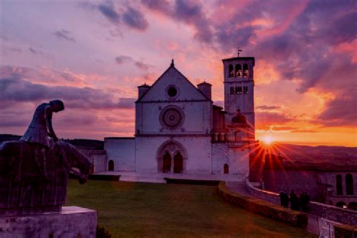 escort Assisi
