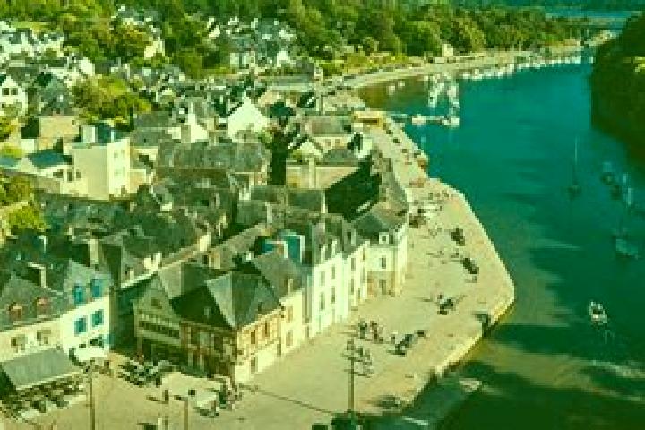 escort Auray