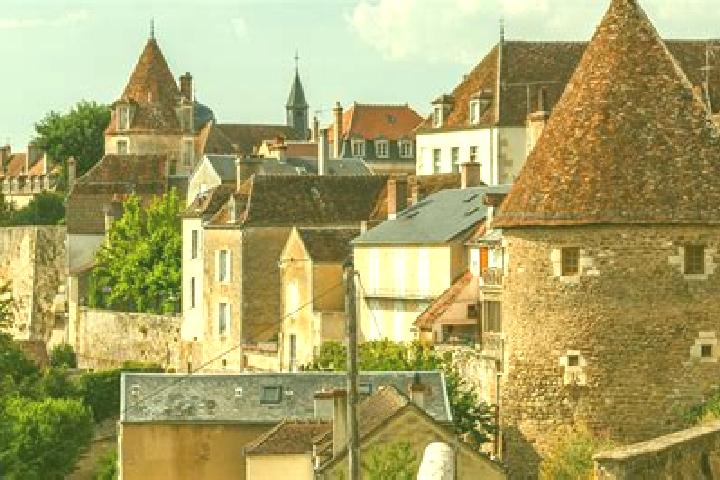 escort Avallon