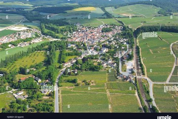 escort Avenay-Val-d Or