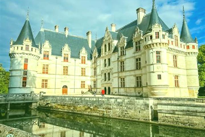 escort Azay-le-Rideau