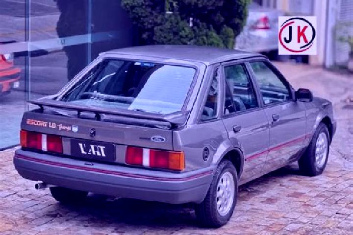 escort Bandeira
