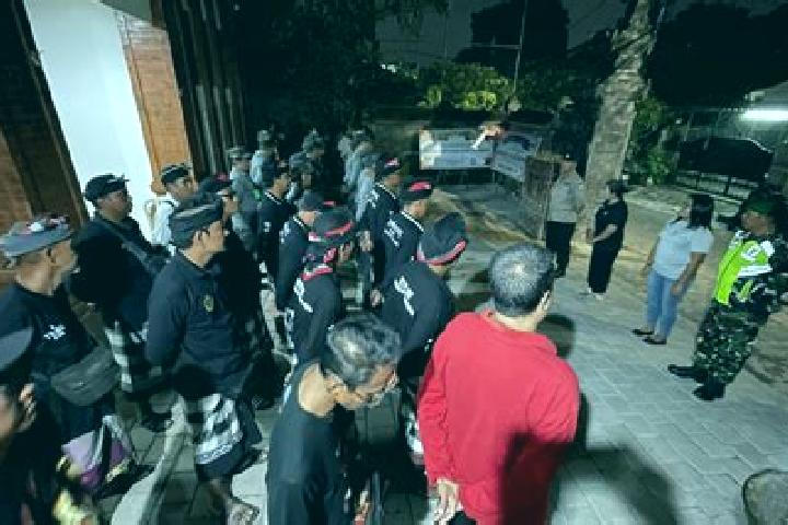 escort Banjar Tengah