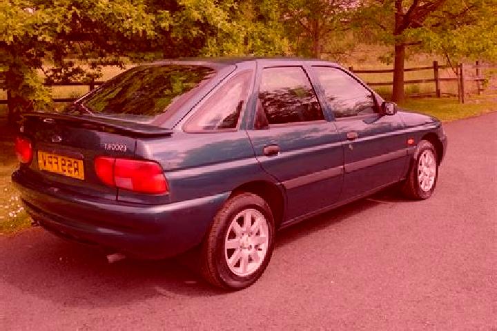 escort Bansud
