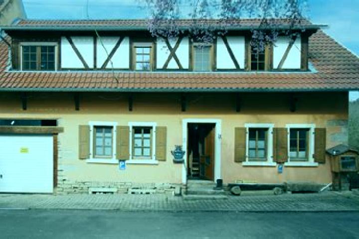 escort Bayerfeld-Steckweiler