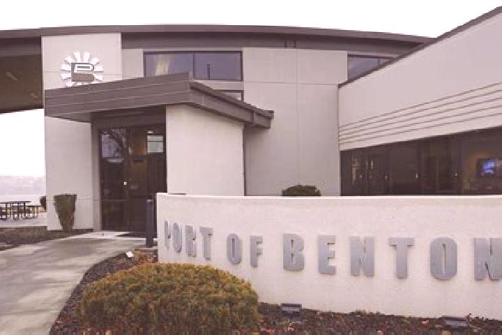 escort Benton City