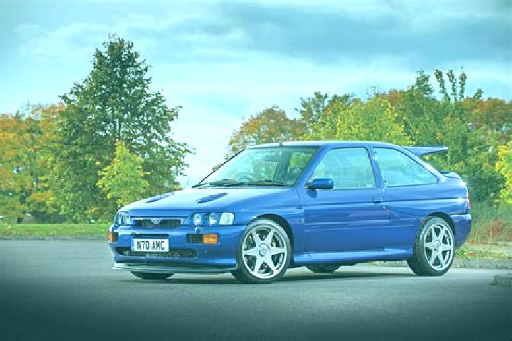 escort Bletchingdon