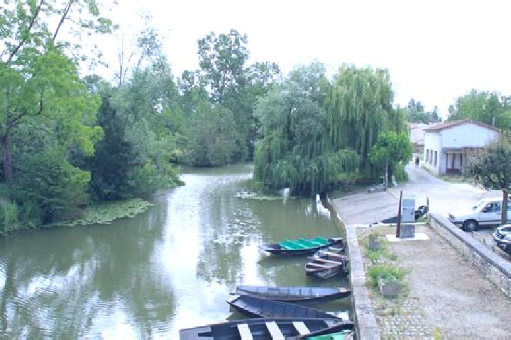 escort Bossay-sur-Claise