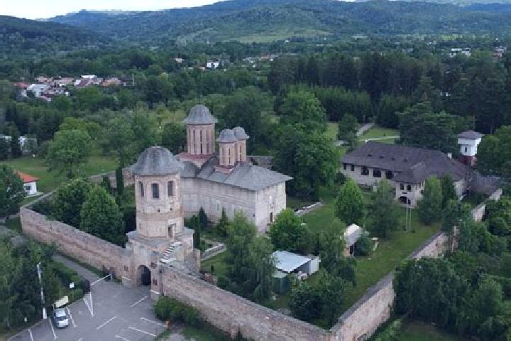escort Brebu Manastirei