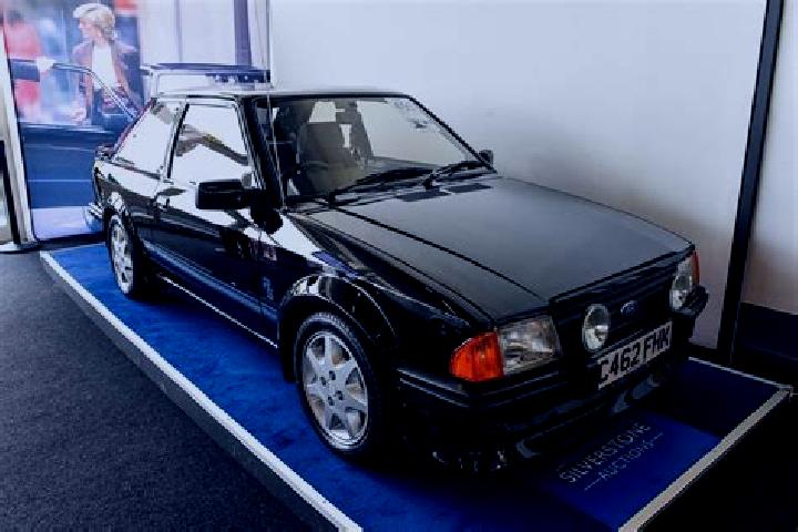 escort Broadwindsor