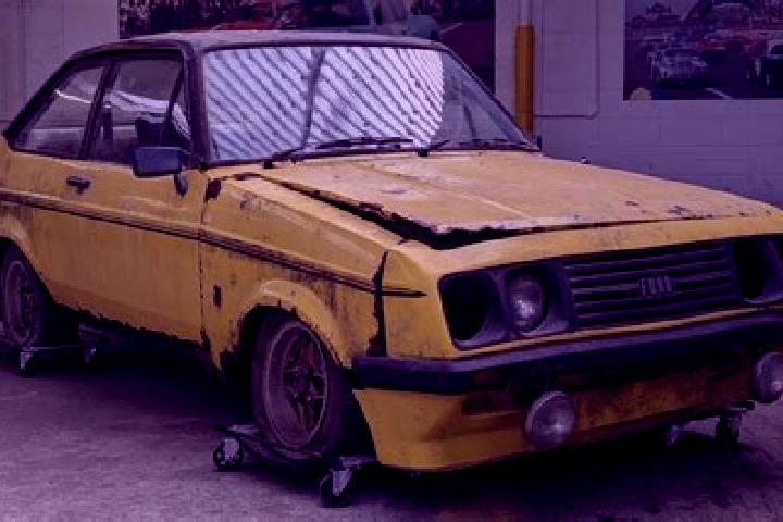 escort Broomfleet