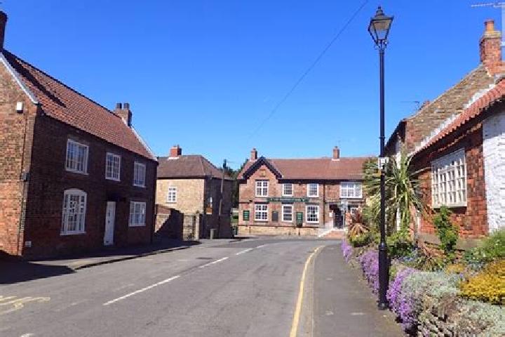 escort Burton upon Stather