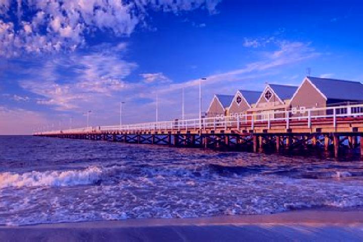 escort Busselton city centre