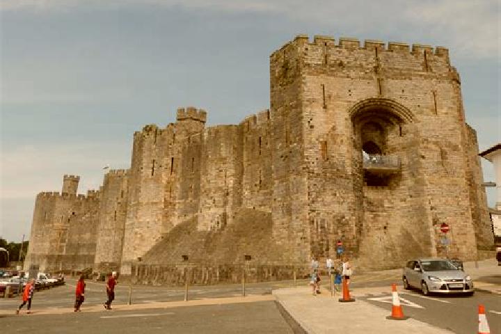 escort Caernarfon