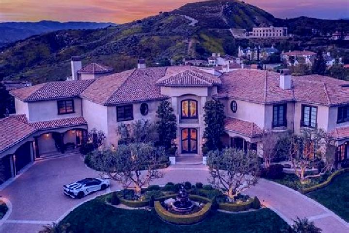 escort Calabasas