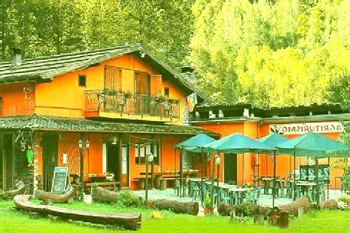 escort Calasca-Castiglione
