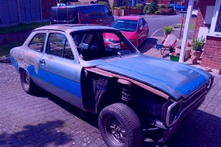 escort Cambernon