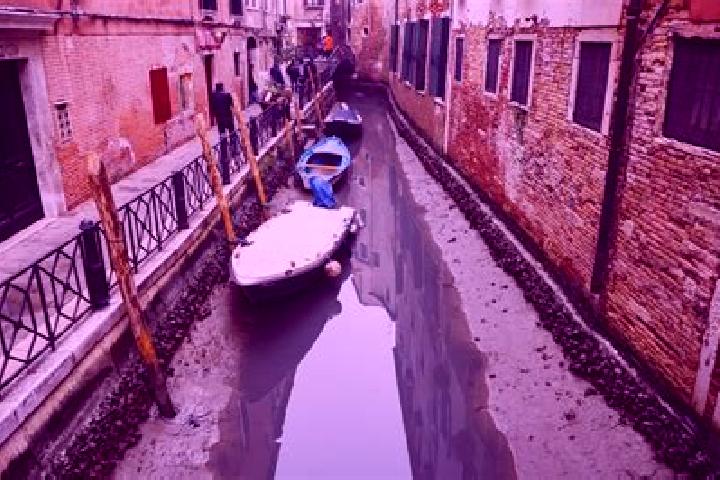 escort Canals