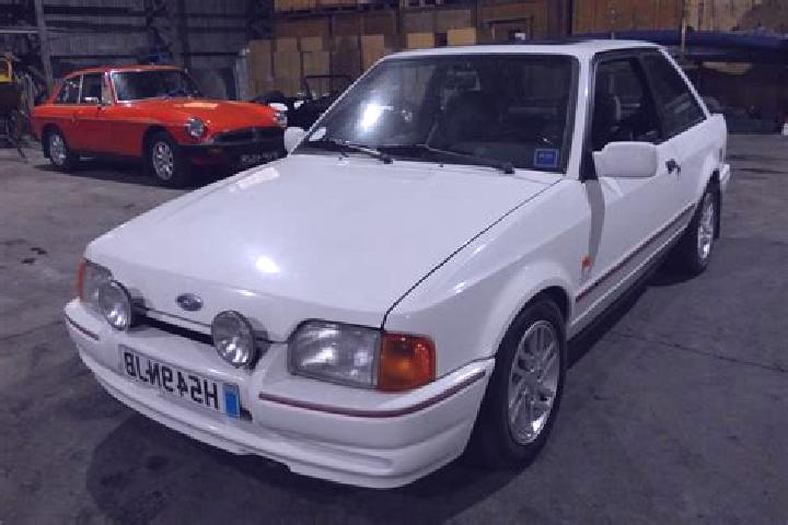 escort Cantamayec