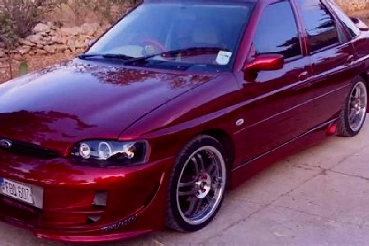 escort Carmesia