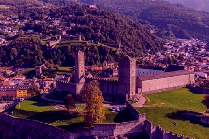 escort Castel di Sasso