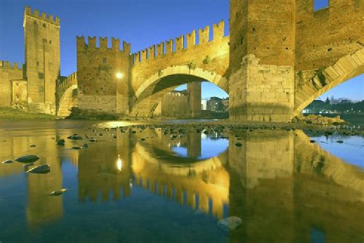 escort Castelvecchio Pascoli