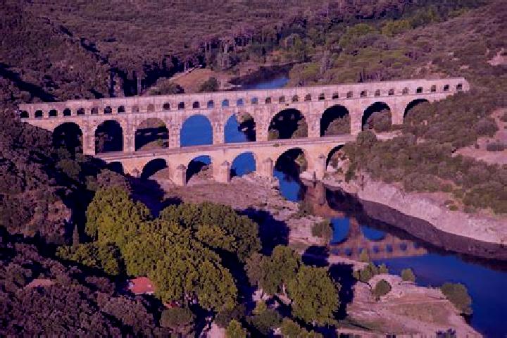escort Castillon-du-Gard