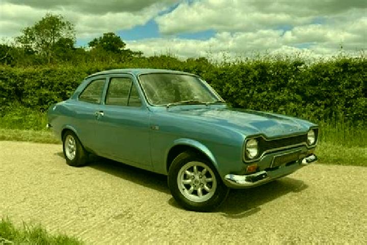escort Caxton