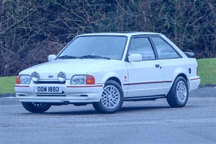 escort Cerisano