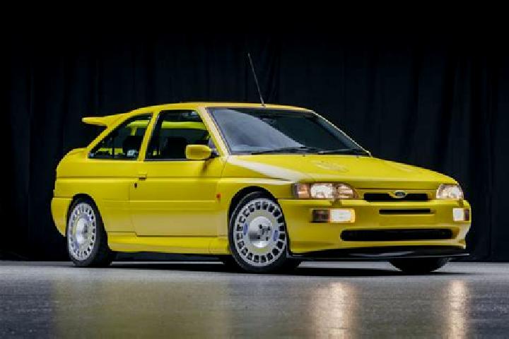 escort Cernele