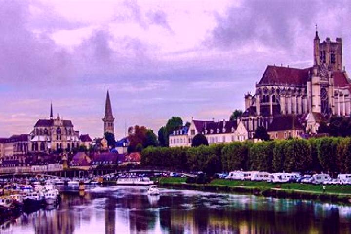 escort Champs-sur-Yonne