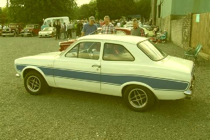 escort Chap Darreh