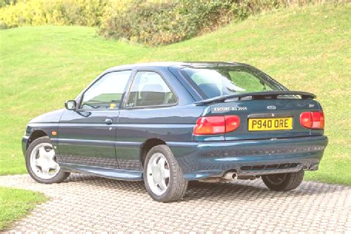 escort Chartham