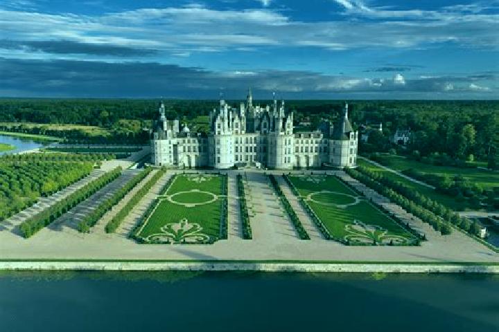 escort Chateau-du-Loir