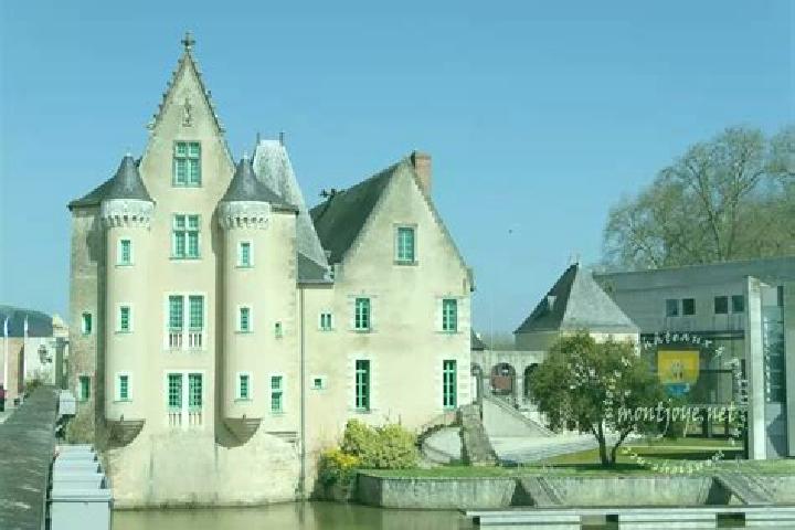 escort Chateau-Gontier