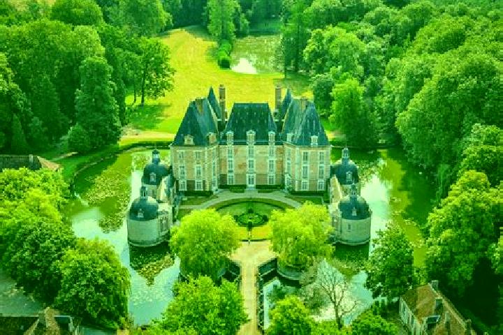 escort Chateau-Renard