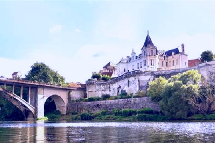 escort Chauvigny