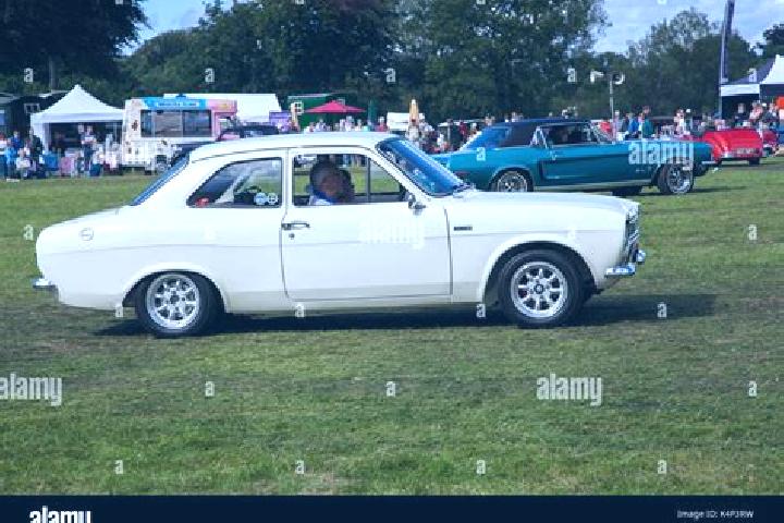 escort Chelford