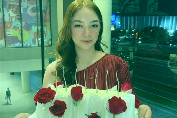 escort Chon Daen