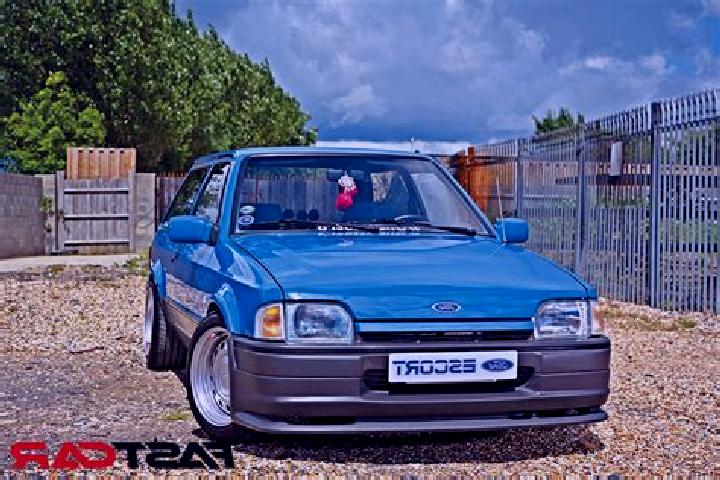 escort Cisek