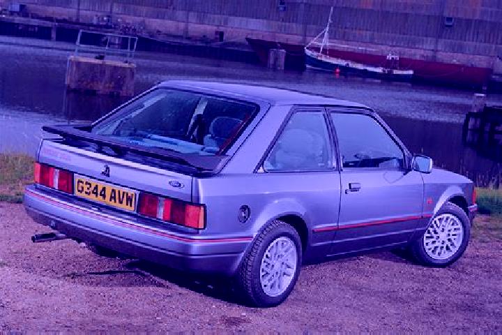escort Cloverlea
