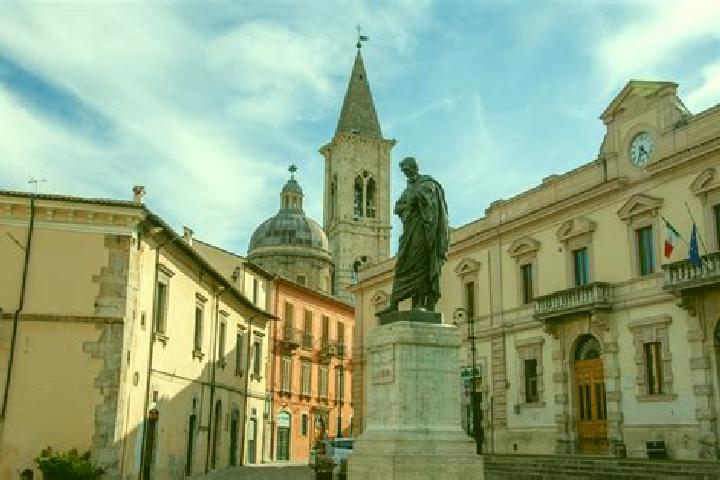 escort Collecorvino