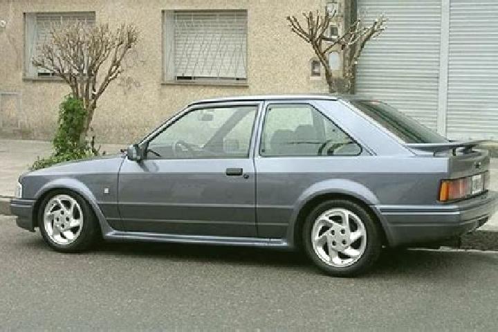 escort Collinwood