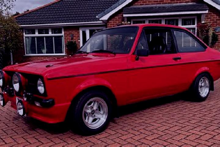 escort Commodore Park