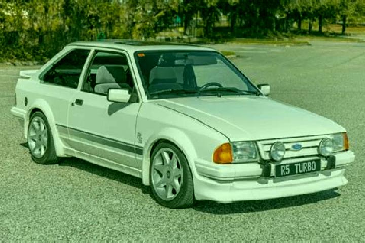 escort Coram