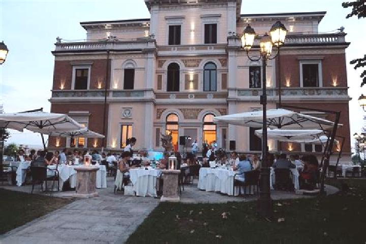 escort Corte de Cortesi con Cignone